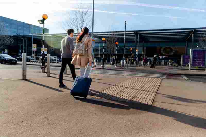 Liverpool John Lennon Airport (LPL) Liverpool John Lennon Airport (LPL)